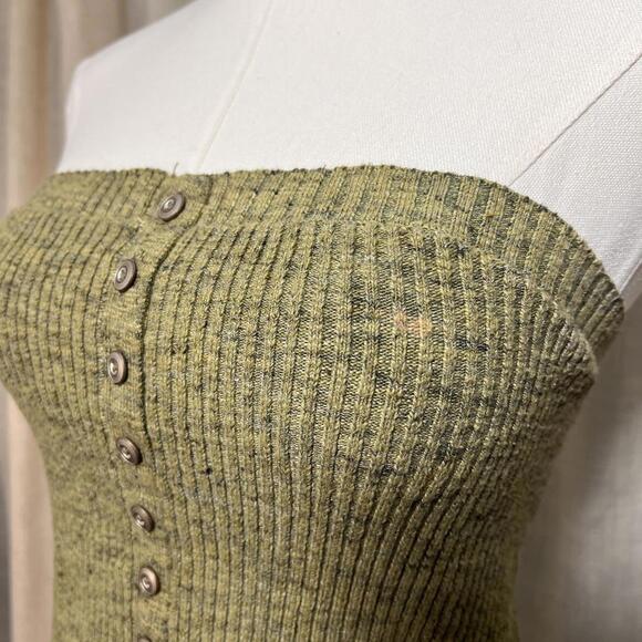 Pilcro Ribbed Knit Strapless Button-Front Top – Size Small - Picture 2 of 5